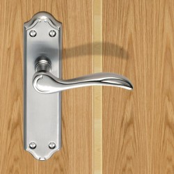 Polished Chrome Madrid Lever Latch Handles (Pair)